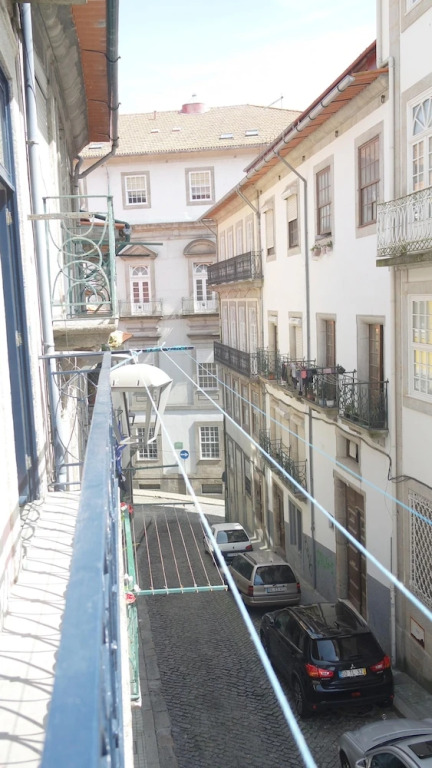 Inviting 2-bed Apartment in Porto