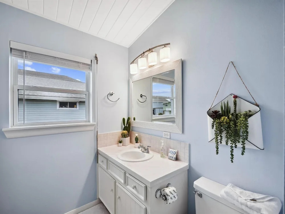 All Day Bay Dream by Ryson Vacation Rentals