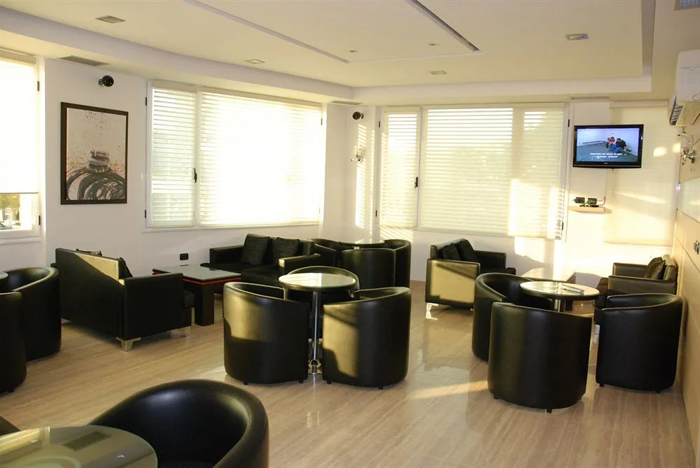 Hotel Lux Vlore