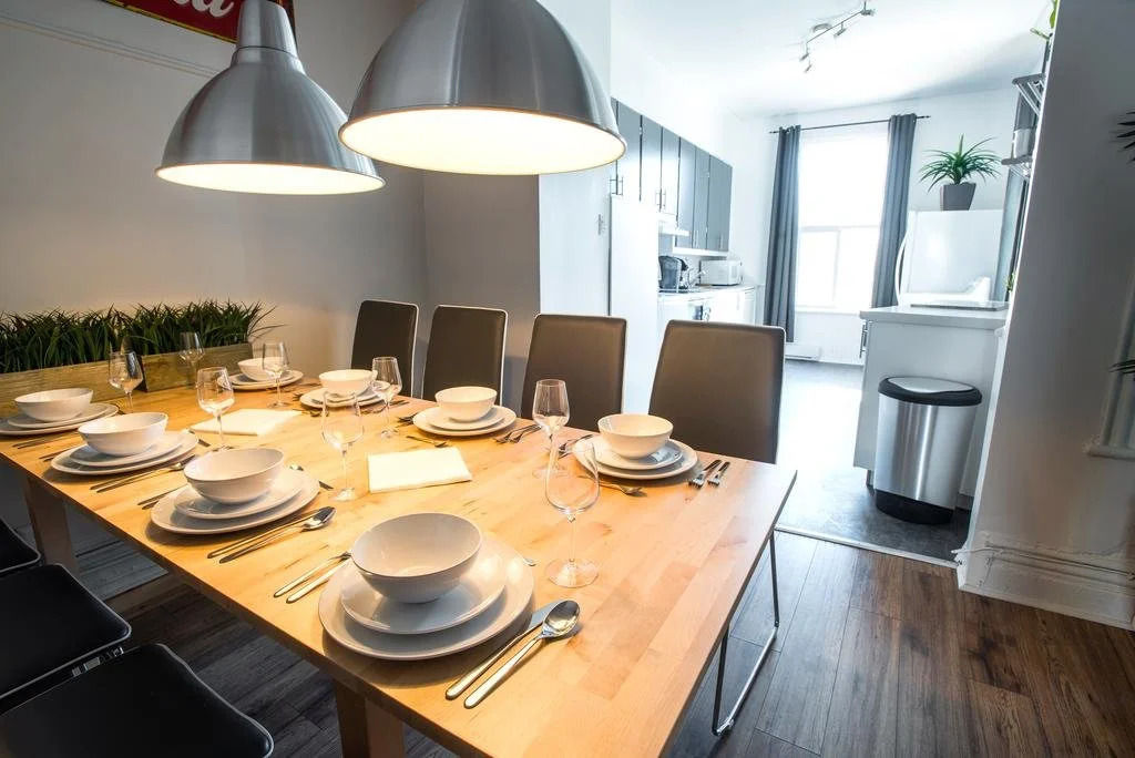 MtlVacationRentals - MTL ZOO