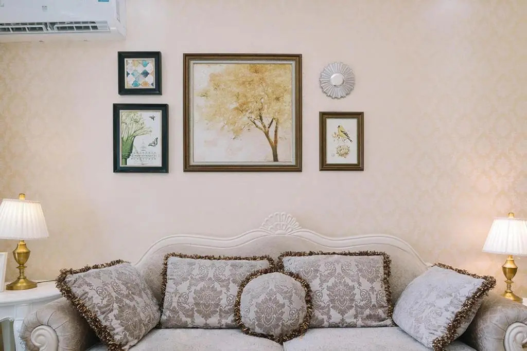 Xi'an Lianhu·North Passenger Station· Locals Apartment 00165010