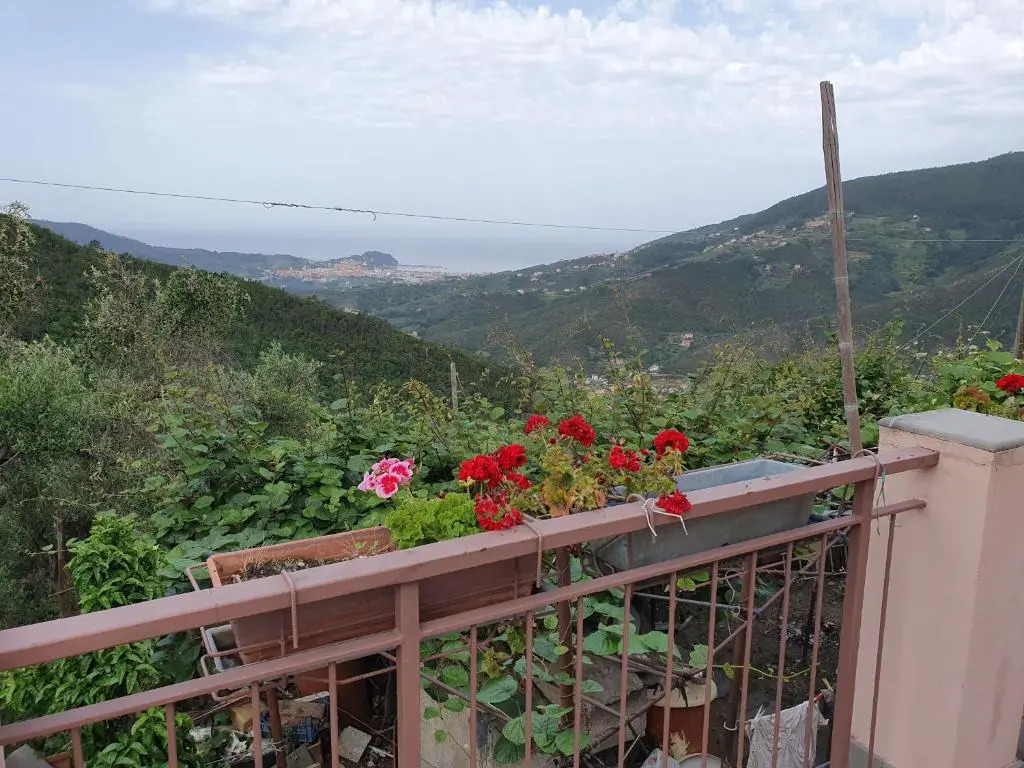 SESTRI Villa Vignolo with POOL