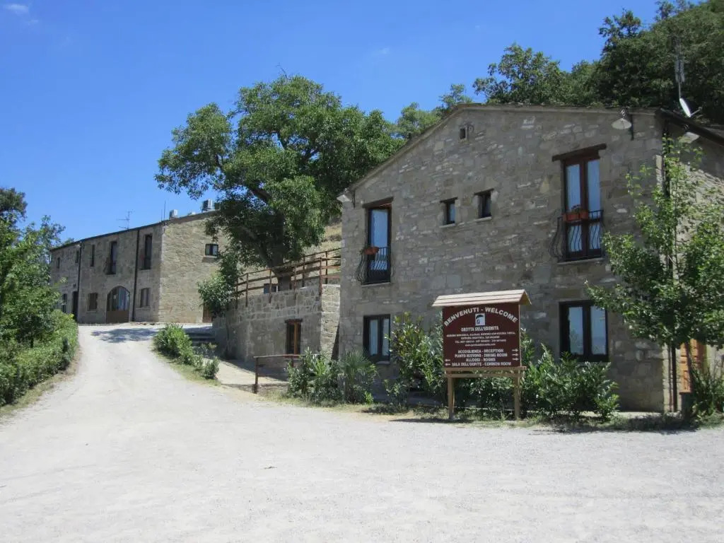 Agri Grotta dellEremita