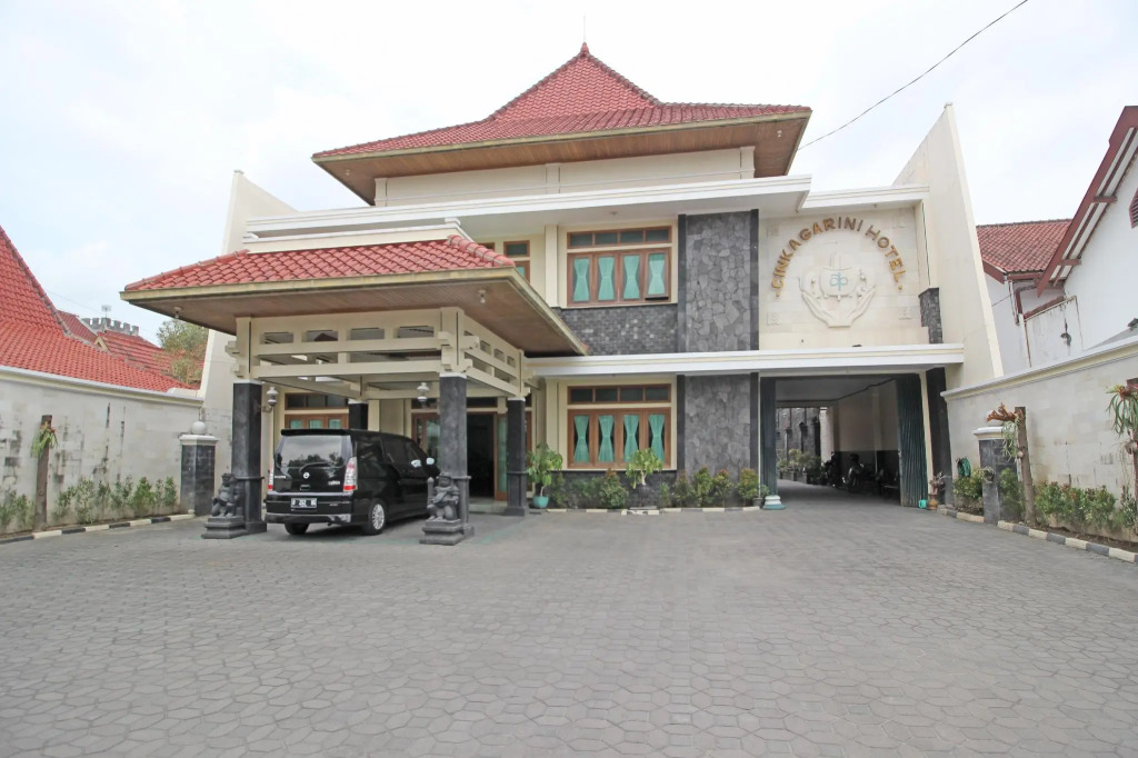 RedDoorz near XT Square Yogyakarta