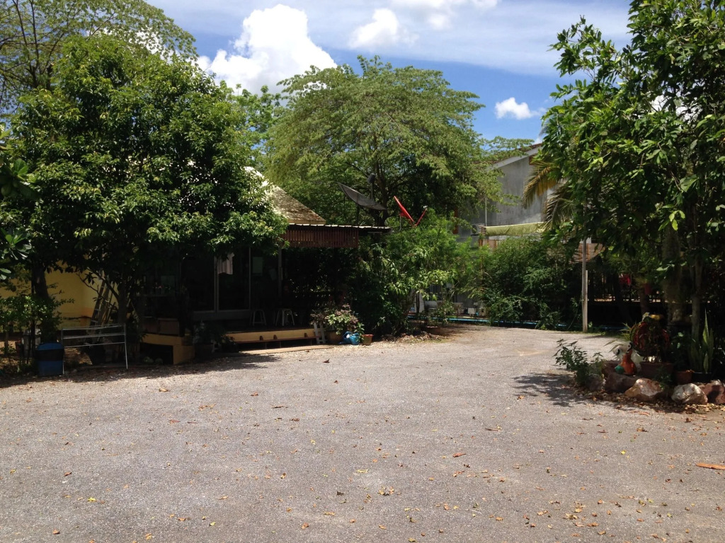 Ruentonnum Amphawa