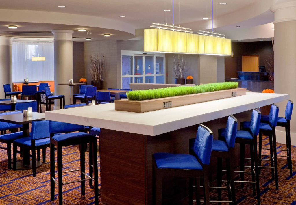 Courtyard by Marriott Toronto Vaughan