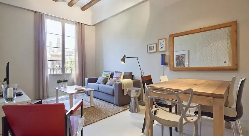 Friendly Rentals Palace