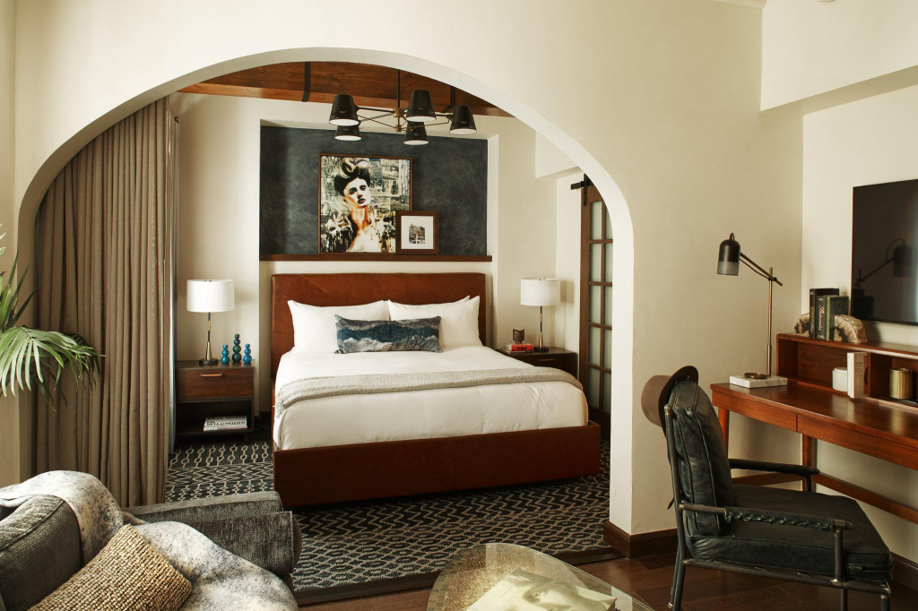 Hotel Figueroa, Unbound Collection by Hyatt