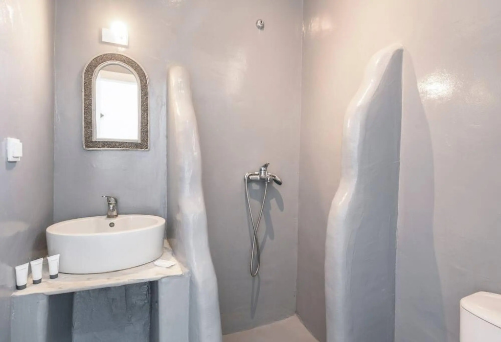 Fanari Studio 2 with panoramic pool