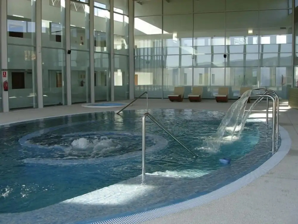 Balneario De Gravalos