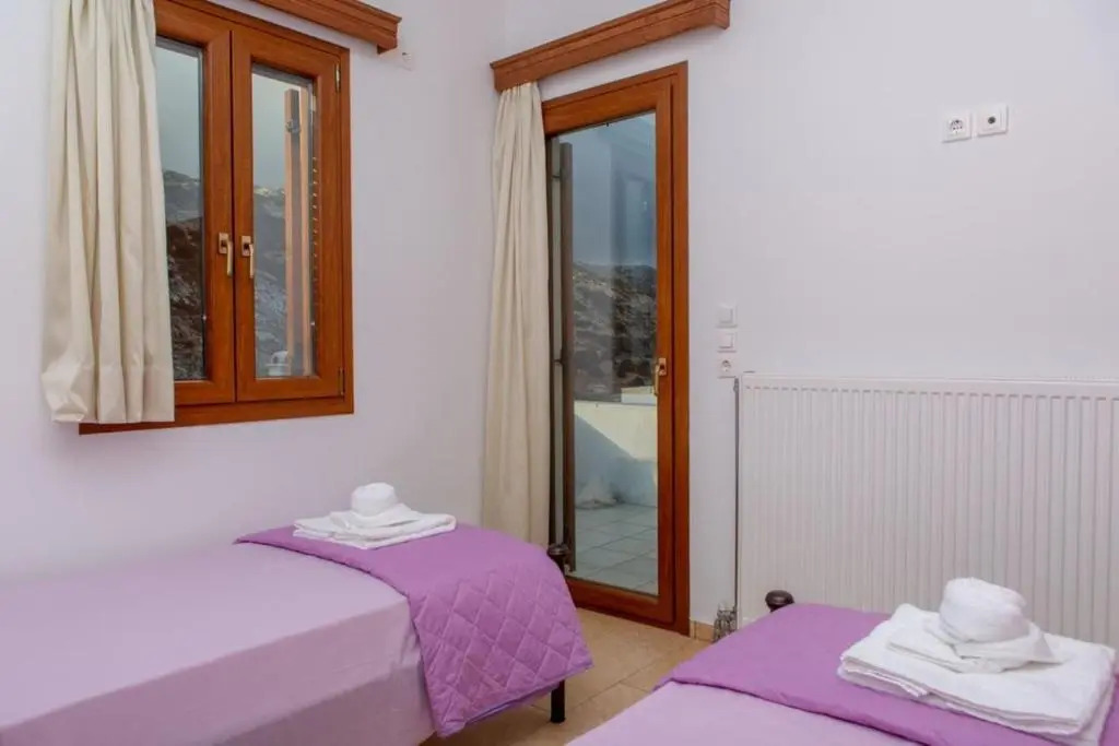 Apiranthian house Panoramic view