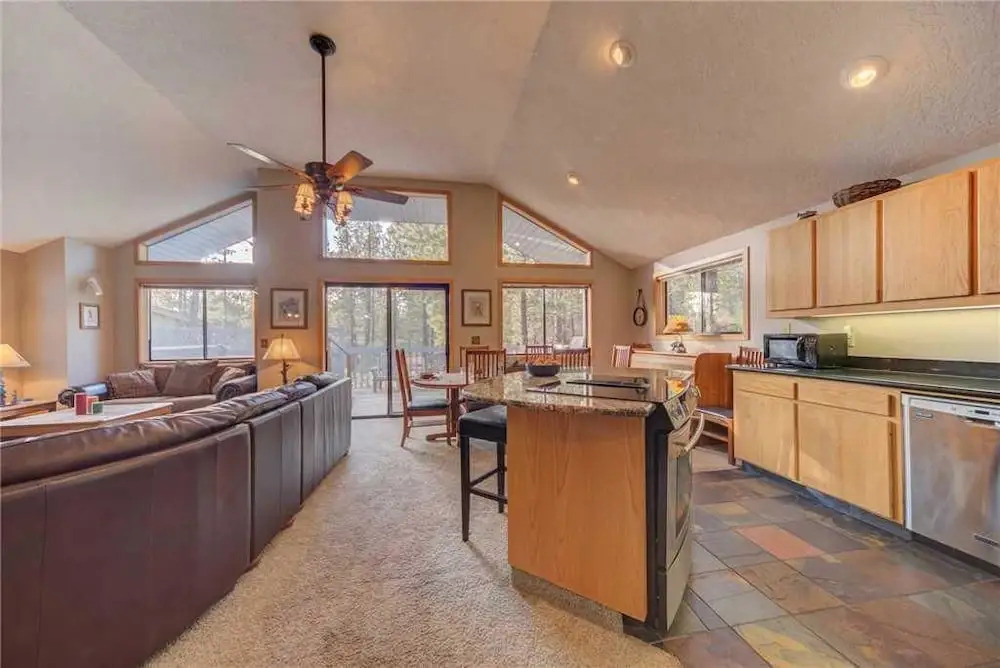 Deer Lane 11 by Village Properties at Sunriver