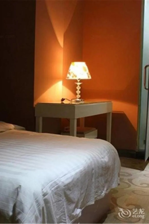 Lan Jue Hotel