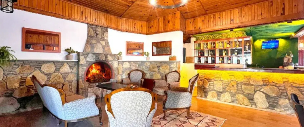 Mese Suites