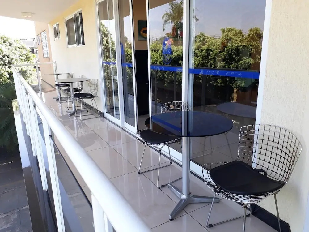 Cristal Palace Inn