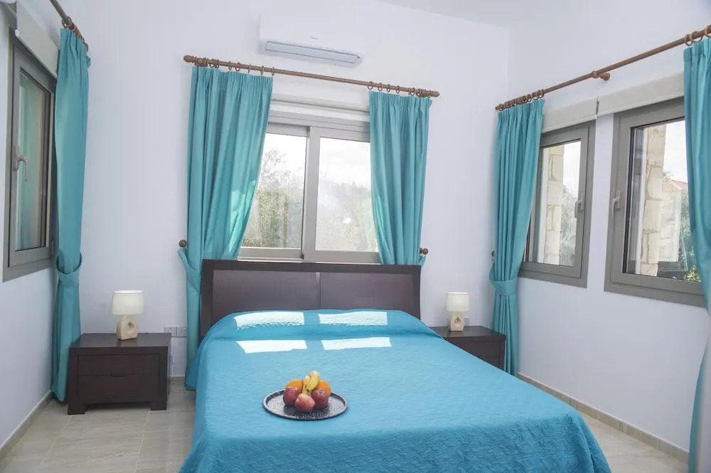 Stunning new Beach Front Villa,1st Line to the Beach, Large Pool, Wonderful Area