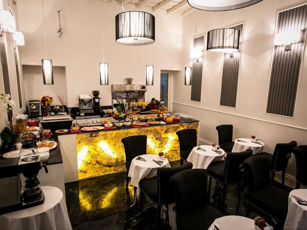 Minerva Relais