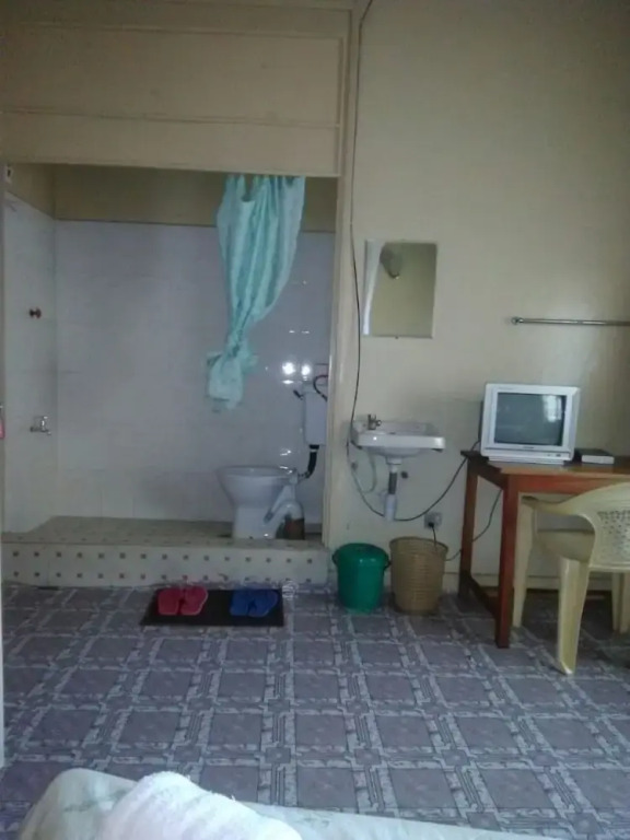 Magline Conference And Guest House