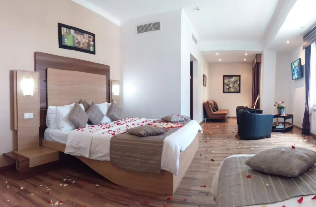 Clean Hotel