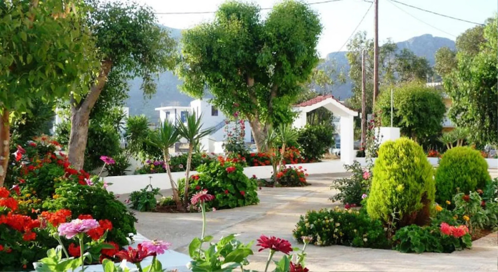 Irinoula Apartments