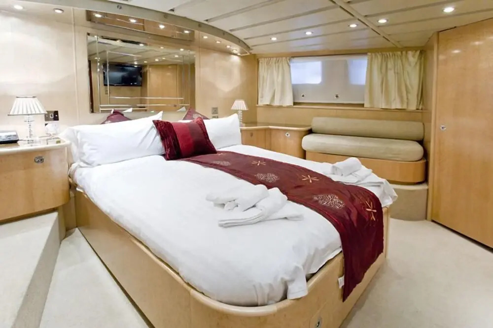Absolute Pleasure Yacht