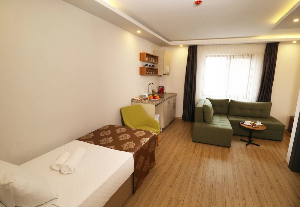 ALMIRCAN HOTEL