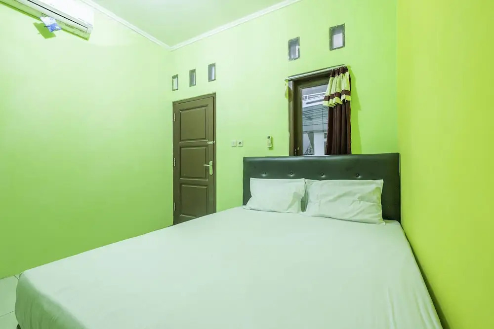 Spot On 1708 Homestay Anyelir Syariah