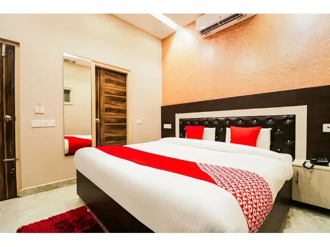 Hotel Z by OYO Rooms