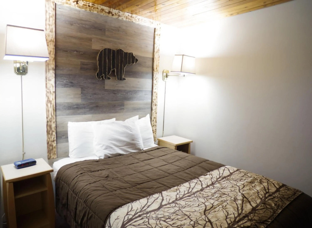 Canadas Best Value Inn and Suites Fernie