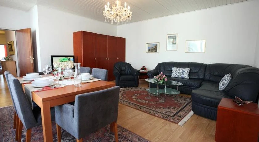 Lovely Apartment I Close to Main Station I 10 Minutes to Belvedere