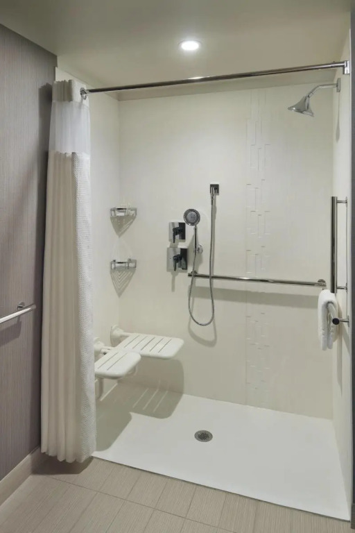 Courtyard by Marriott LaGrange