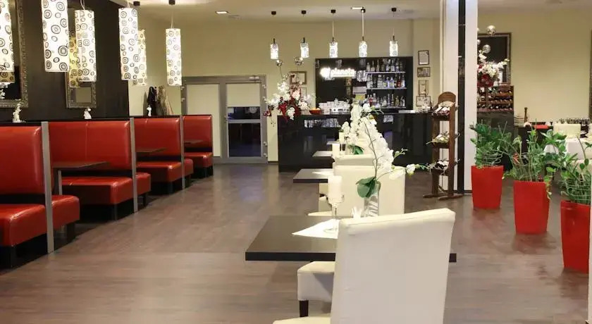 QUEST HOTEL - dawniej Hotel Planeta