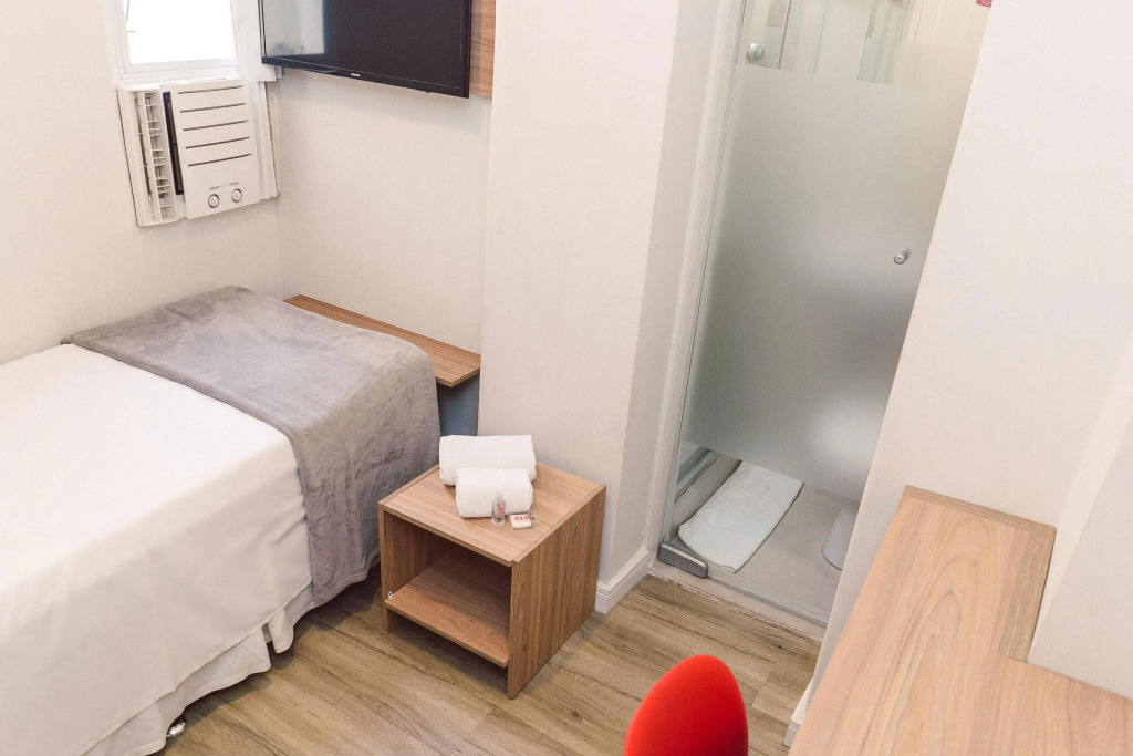 CLH Suites Domingos Ferreira