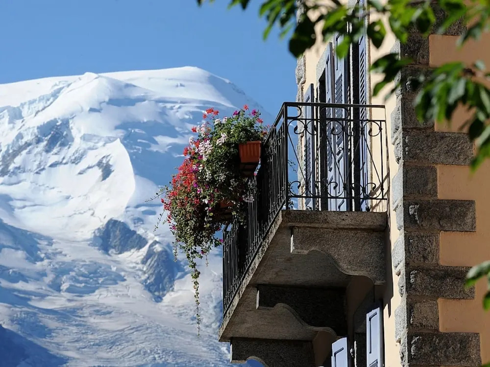 Boutique Apartment in Rhone Alpes With Balcony