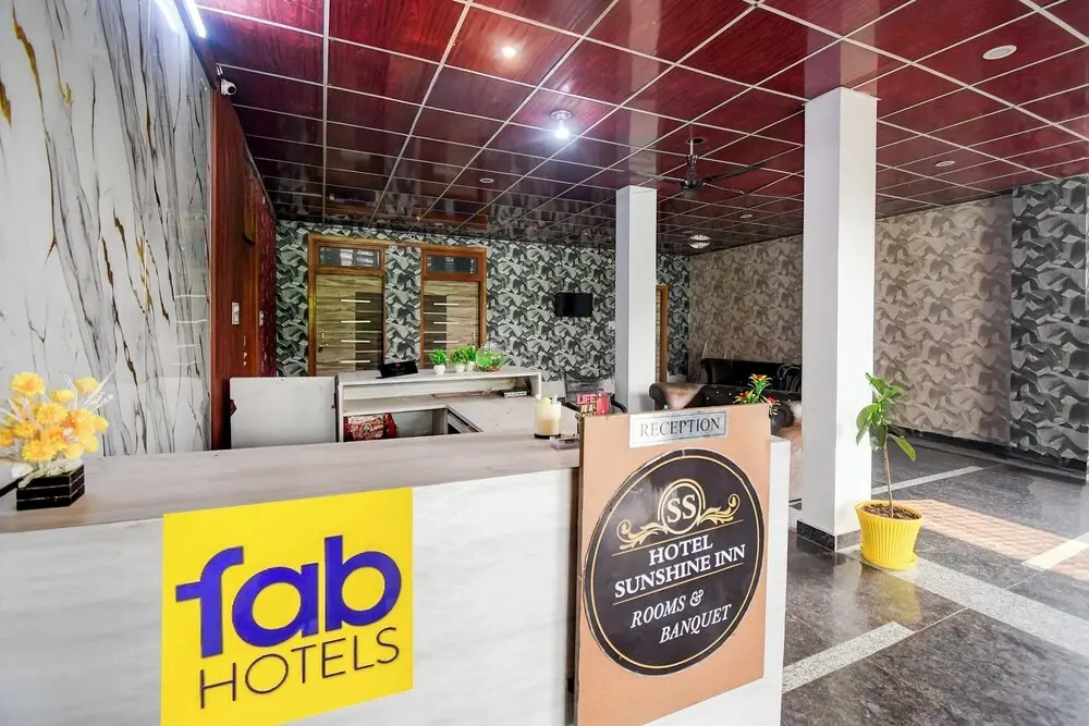 Fabhotel Sunshine Inn