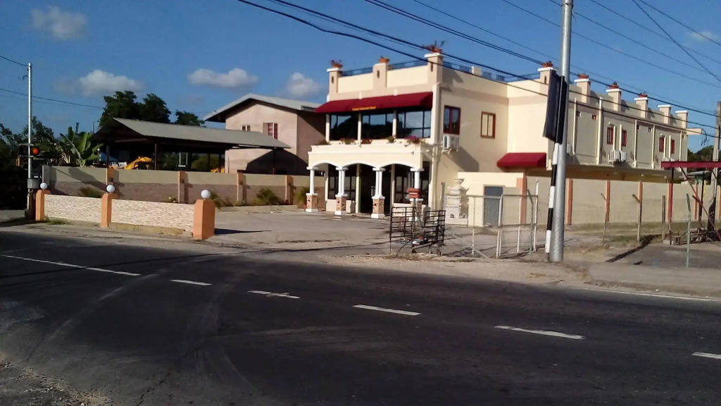 Grand Diamond Hotel Trinidad