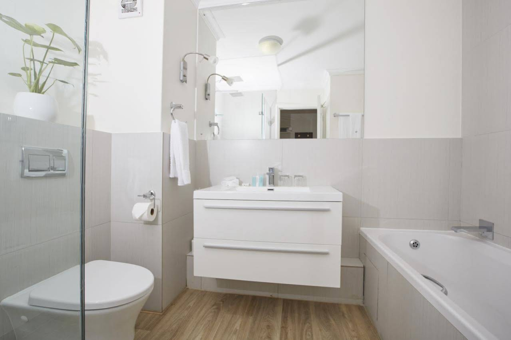 The Bantry Aparthotel by Totalstay