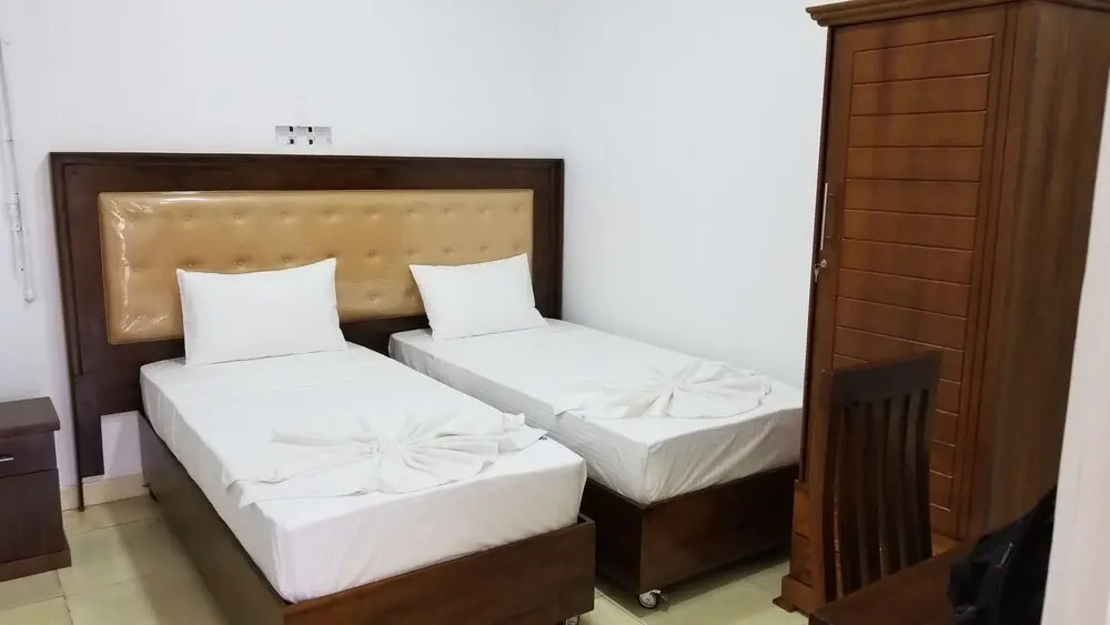 Metro Marine Drive Hotel