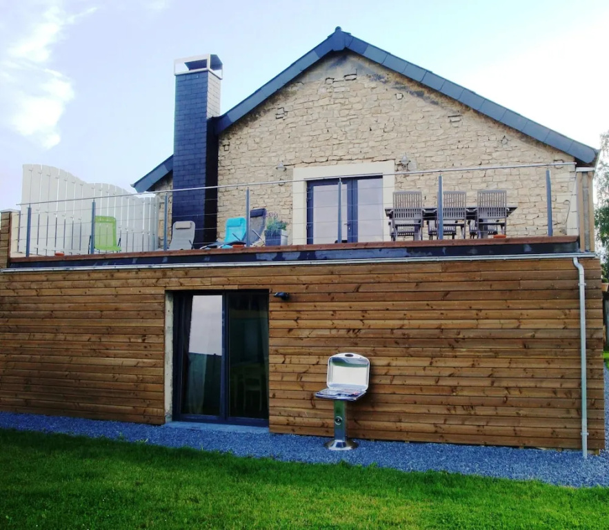 House With 3 Bedrooms in Florenville, With Enclosed Garden and Wifi