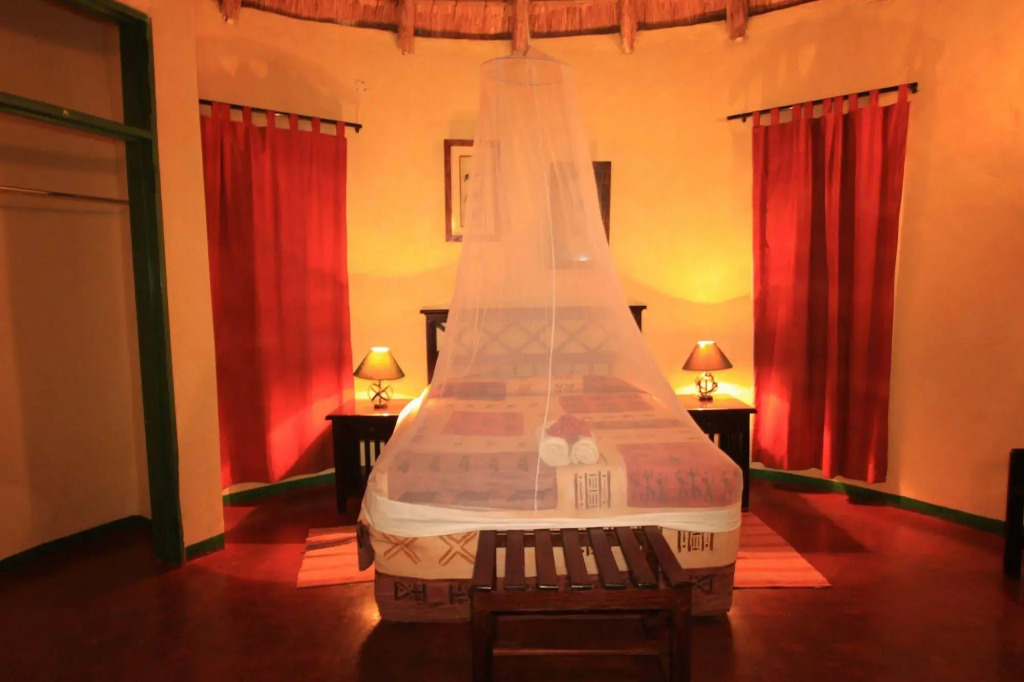 Lesoma Valley Lodge