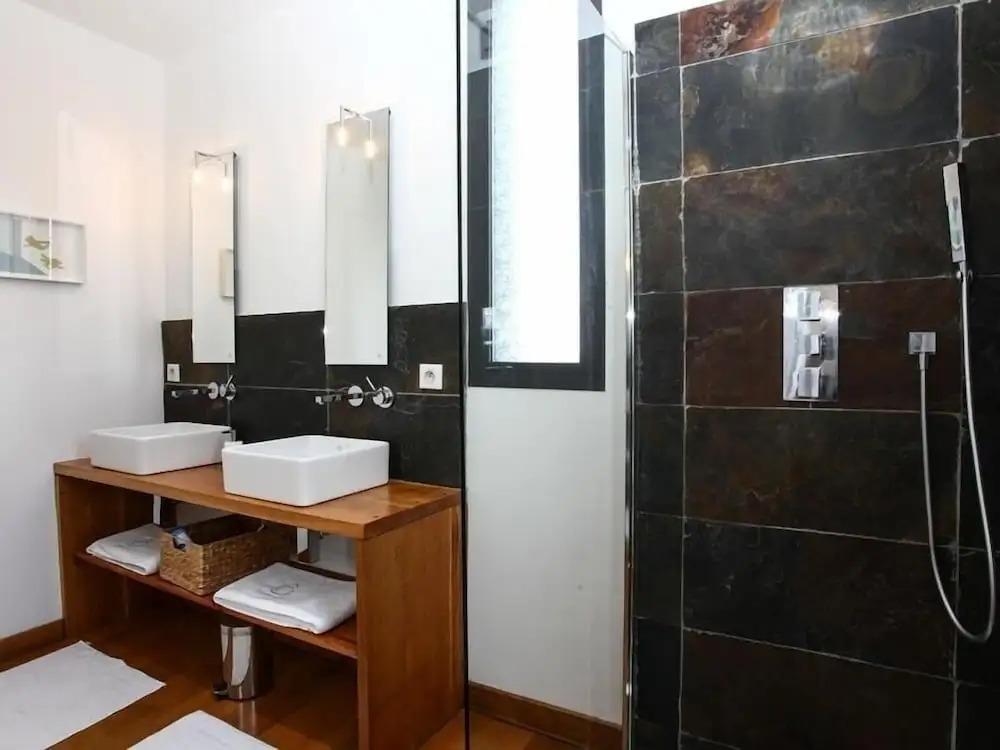 Le Domaine de l'¿- Lofts Contemporain au Coeur du Perigord