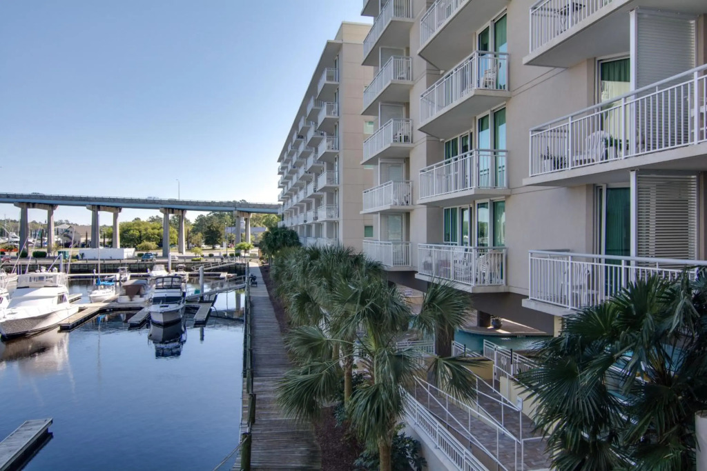 Harbourgate Marina Club