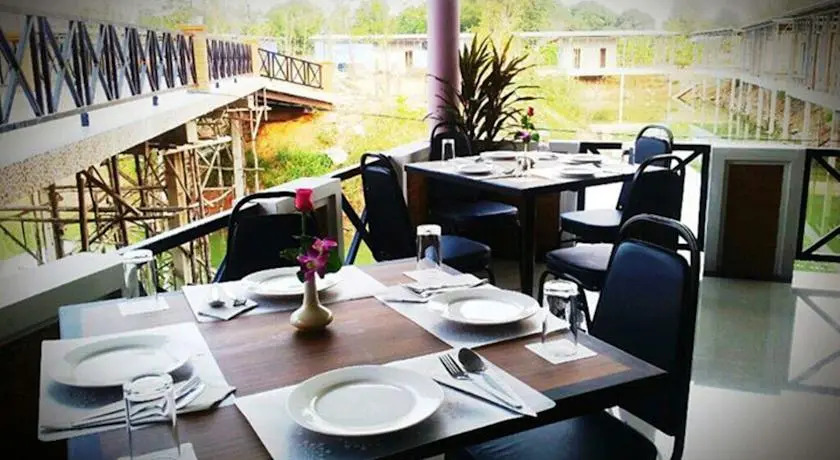 Thanasiri Hotel and Resort
