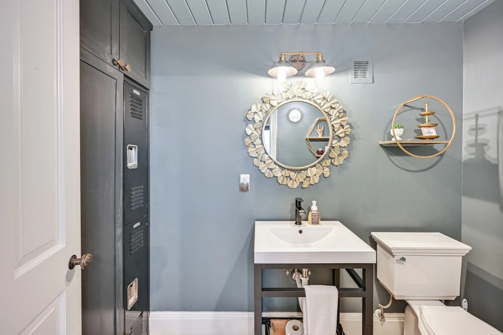 0776: Walk to Arkansas River: Historic Palace Loft