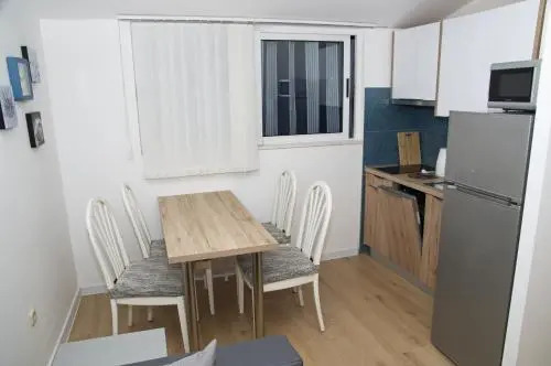 Apartments Mateljak