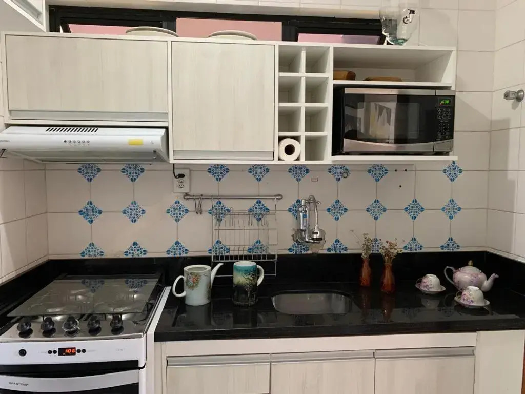 Apartamento confortável, região do Iguatemi
