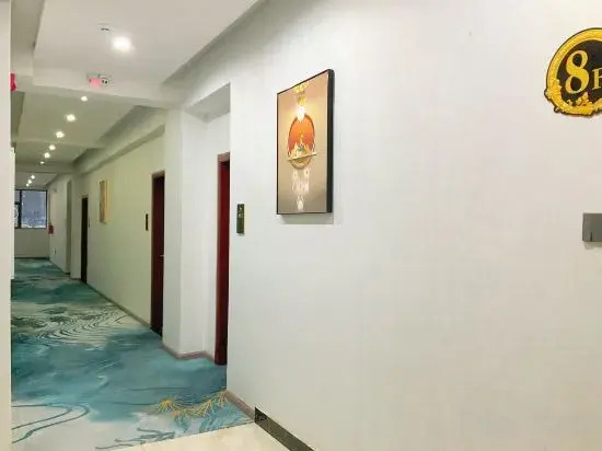 Yuanyang Yunshang Shanshui Theme Hotel