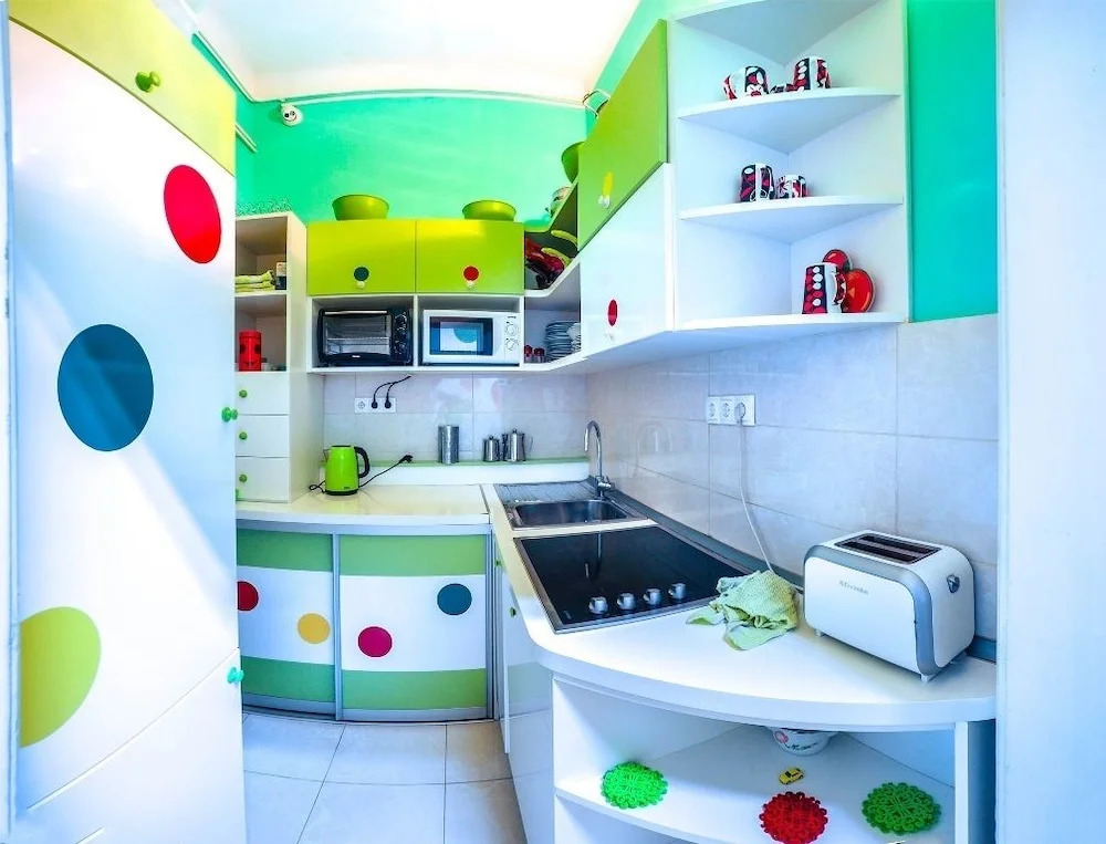 Hostel For Me