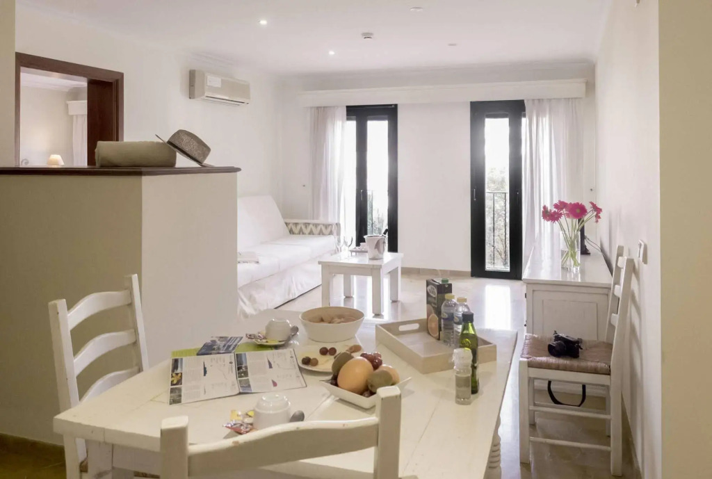 Aparthotel Galeón Suites