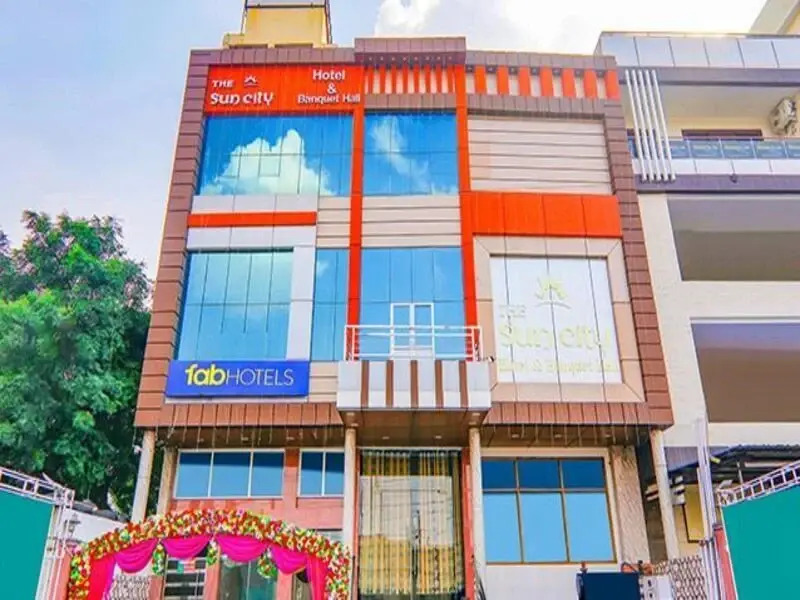 Hotel Suncity by OYO Rooms